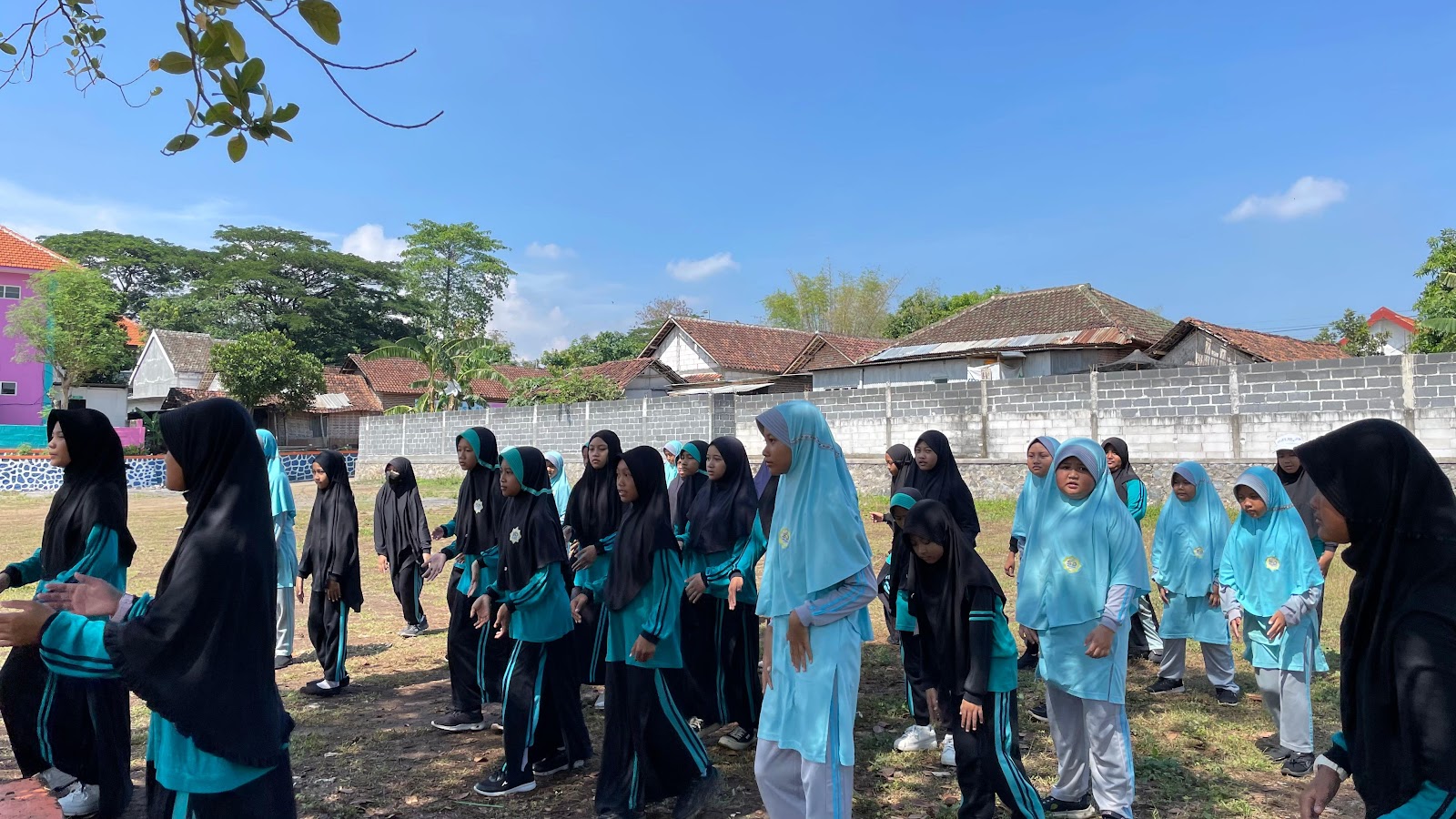 santri-putri-sdai-elkisi-antusias-ikuti-